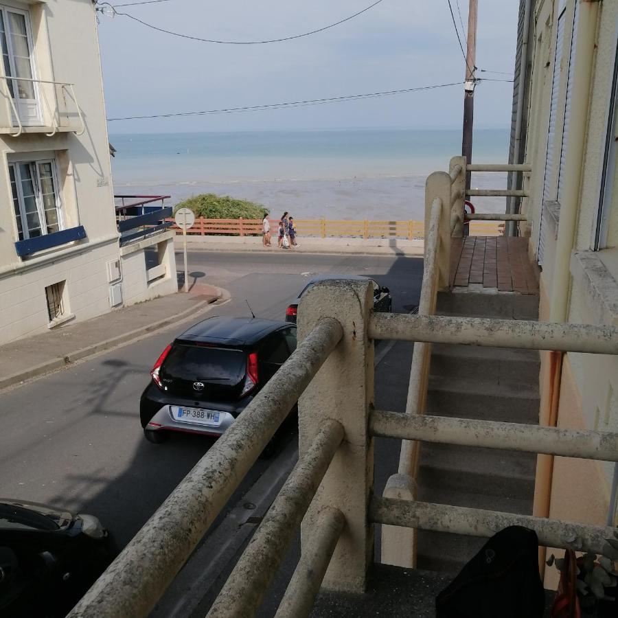 A Cote De La Mer Ault Bagian luar foto
