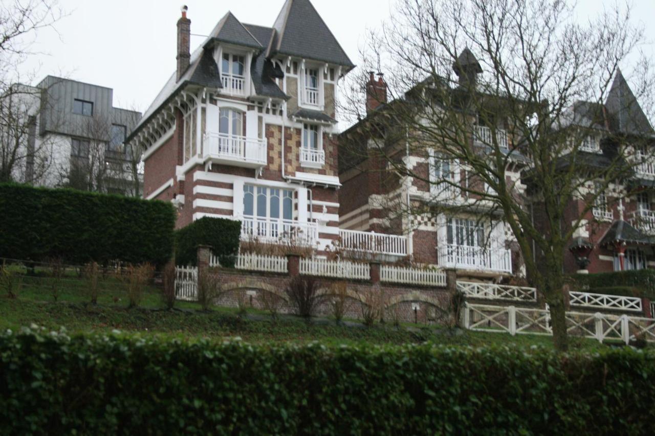 A Cote De La Mer Ault Bagian luar foto